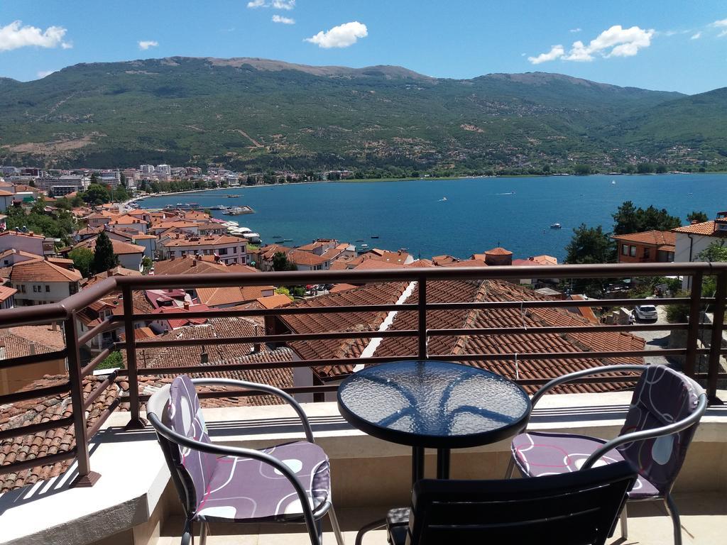 Grigor Prlichev Apartments Ohrid Bagian luar foto