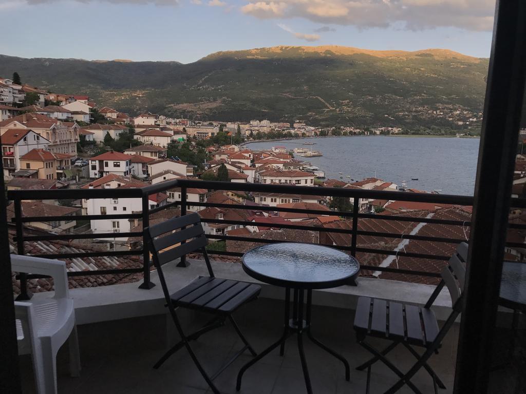 Grigor Prlichev Apartments Ohrid Bagian luar foto