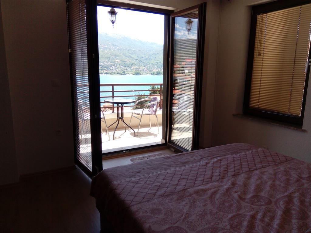 Grigor Prlichev Apartments Ohrid Bagian luar foto